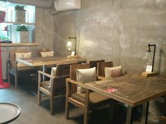 -HIGH FIVE哈福手工汉堡(桂林路店)