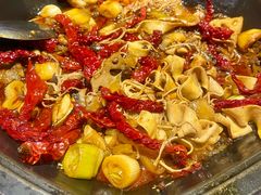 好爽辣油焖牛蛙锅-蛙来哒(方圆荟店)