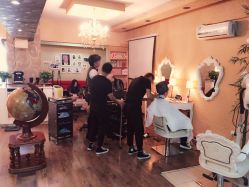 -构想时尚发型会所