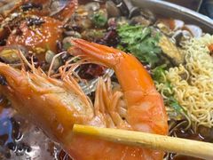 -老东镇啤酒屋海鲜加工·蒸汽海鲜·海鲜烧烤(台东店)