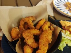 -必胜客(上海华谊新所店)