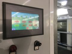 -蜂鸟快修喷漆钣喷汽修旗舰工厂(军工路店)