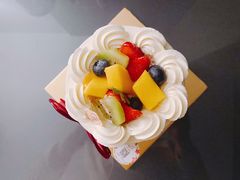 草莓修多动物奶油-花花卷卷·鲜食蛋糕(静安久光百货店)