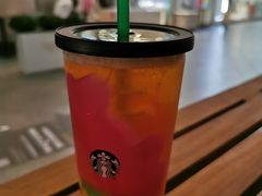 -星巴克(广州百信广场东区店)