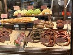 -RUXU入续糖水铺与包(卓悦中心店)