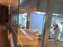 -海派悦庭·海胆烧麦·新融合菜(凯德广场店)