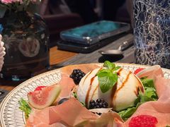 布拉塔沙拉-IL TEATRO 精品意大利餐厅