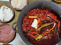 -黄潇洒老火锅(九眼桥宏济巷店)