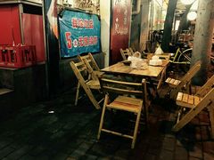 -四小区火锅·巷子里的重庆火锅(花照壁店)