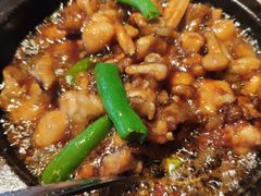 石锅杭椒牛蛙-桂满陇-十里风荷(合生汇店)