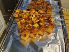 -烤满分·东北烧烤(首经贸店)