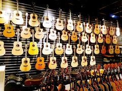 -柏斯音乐艺术中心·钢琴·吉他(世纪金源店)