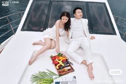 -角色婚纱摄影(中心店)