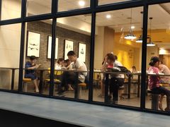 门面-麦当劳(世贸店)