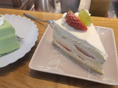 草莓戚风-三花屋 Mihhanaya
