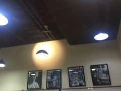 大堂-门框胡同百年卤煮(鸟巢店)