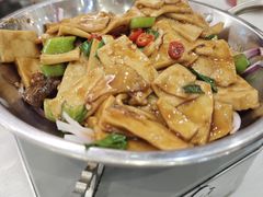 -江城燕子大排档(江汉路步行街店)