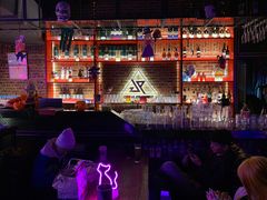 -UP嘻哈酒吧(粉巢店)