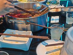-唯爱KTV聚会餐厅(仙林东城汇店)