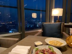 靠窗位-悦厅·下午茶(杭州柏悦酒店)