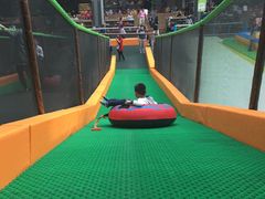 -蒙特利亲子乐园