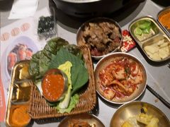 -草家酱蟹炭火烤肉店(珲春南路一店)