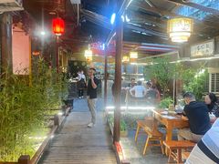 -三道苗苗鱼·美蛙黄辣丁(八里店)