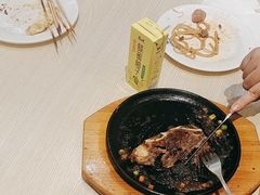 -纽斯特牛排自助餐厅(浦江万达店)