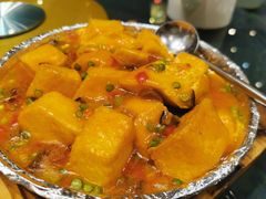 招牌铁板财神豆腐-望乡楼上海菜(日月光店)