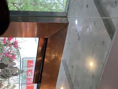 -九尺赵老四鲜鹅肠火锅