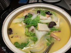 -江上荟·创意中国菜(绿地缤纷城店)