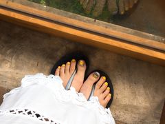 -Chom Cafe and Restaurant