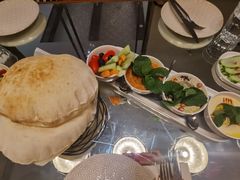 蘸酱拼盘-ELI FALAFEL Lebanese&Mediterranean黎巴嫩美食(富城路店)