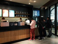 -星巴克臻选(莘庄仲盛店)