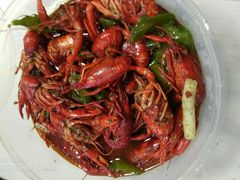 -虾弄弄海派小龙虾·牛羊蝎子火锅