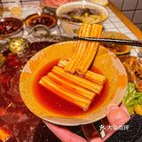 瓜西西地道重庆老火锅，肥肠包葱太够味儿了‼️