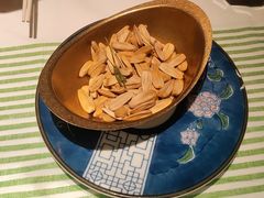 -桂满陇·蟹黄小笼汤包(环球港店)