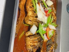 -三江源活鱼现烤(维多利摩尔城店)