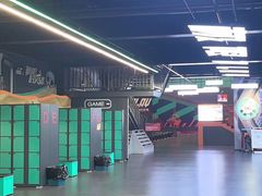 -极限PLAY运动娱乐新世界·团建派对表演休闲馆·室内高空游乐园