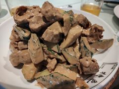 黄瓜拌油条-梅飞酒家(桑园路店)