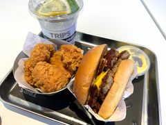 -TRIPS BURGER(大钟寺店)
