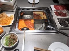 -海底捞火锅(金山百联店)
