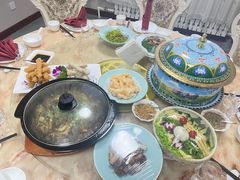 -白鹿苑蒙餐(鄂温克宾馆店)