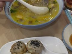 -小杨生煎(成山巴黎春天店)