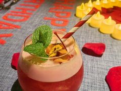 -弦月窗LUNETTE BY AMANDA(复兴路店)