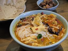 -粉家柳州螺蛳粉(杨宅路店)