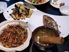 -老牌坊鲁菜名店(美莲广场店)