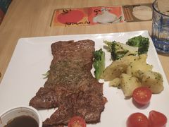 -必胜客(WOW中心城店)
