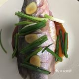 简单易做的清蒸鲈鱼