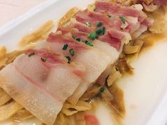 -南京悦客假日酒店